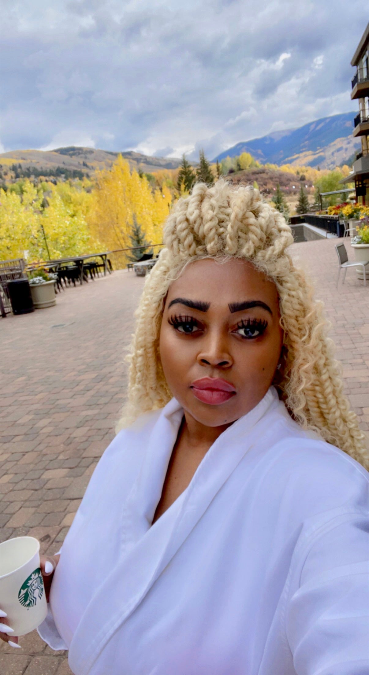 Blonde twists